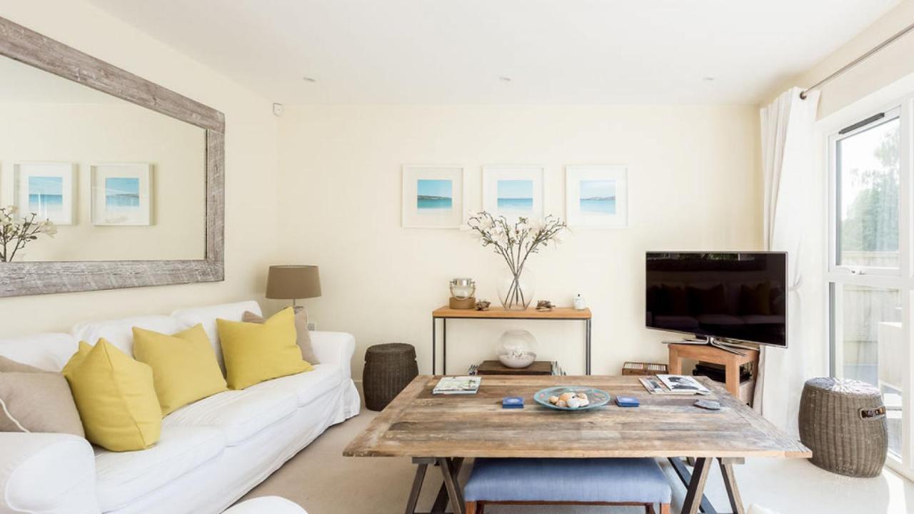 Twin Palms Poole Exterior foto