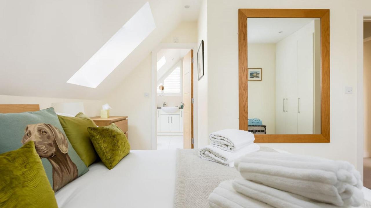 Twin Palms Poole Exterior foto